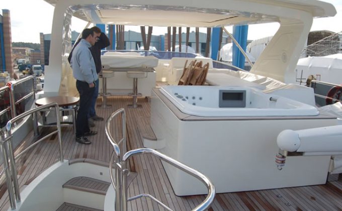 Preview ofRetos Italia - vetroresina per Yachts